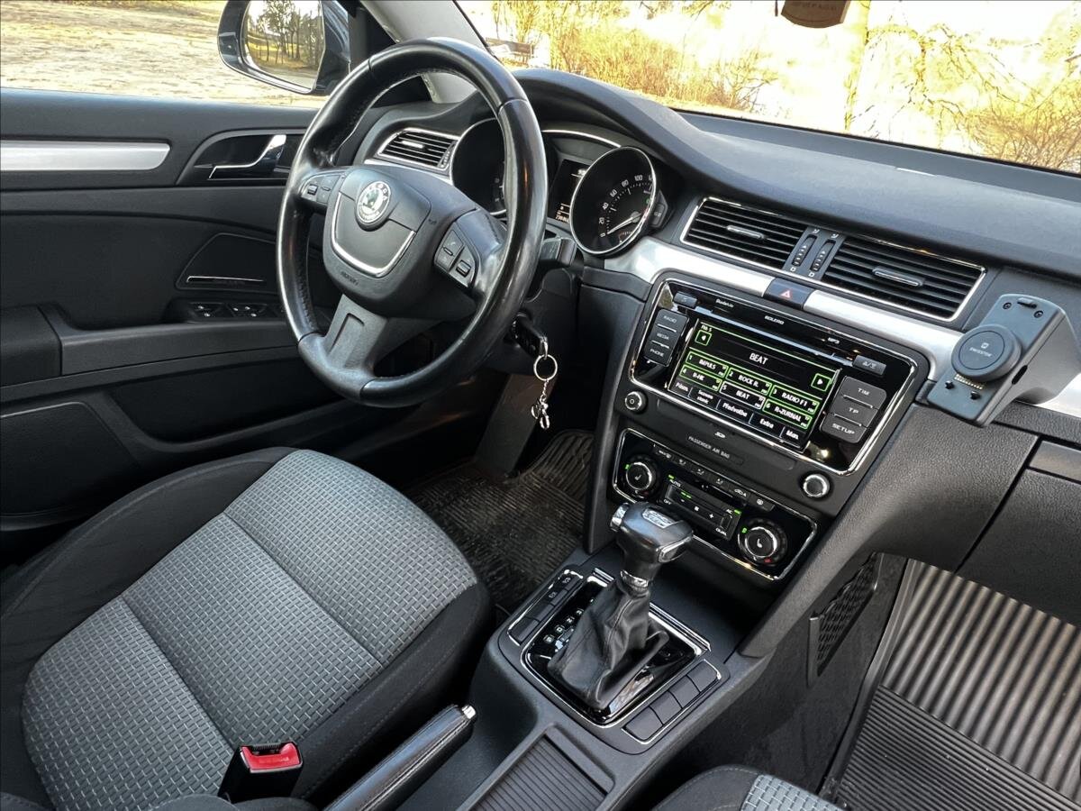 Škoda Superb Kombi 3,6 l 191 kw