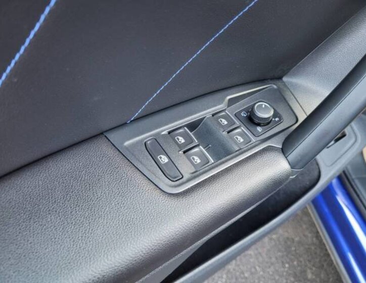 Volkswagen Tiguan SUV 2,0 l 235 kw