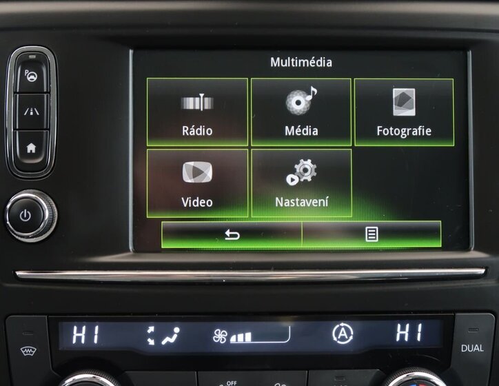 Renault Kadjar SUV / Terénní 1,6 l 96 kw