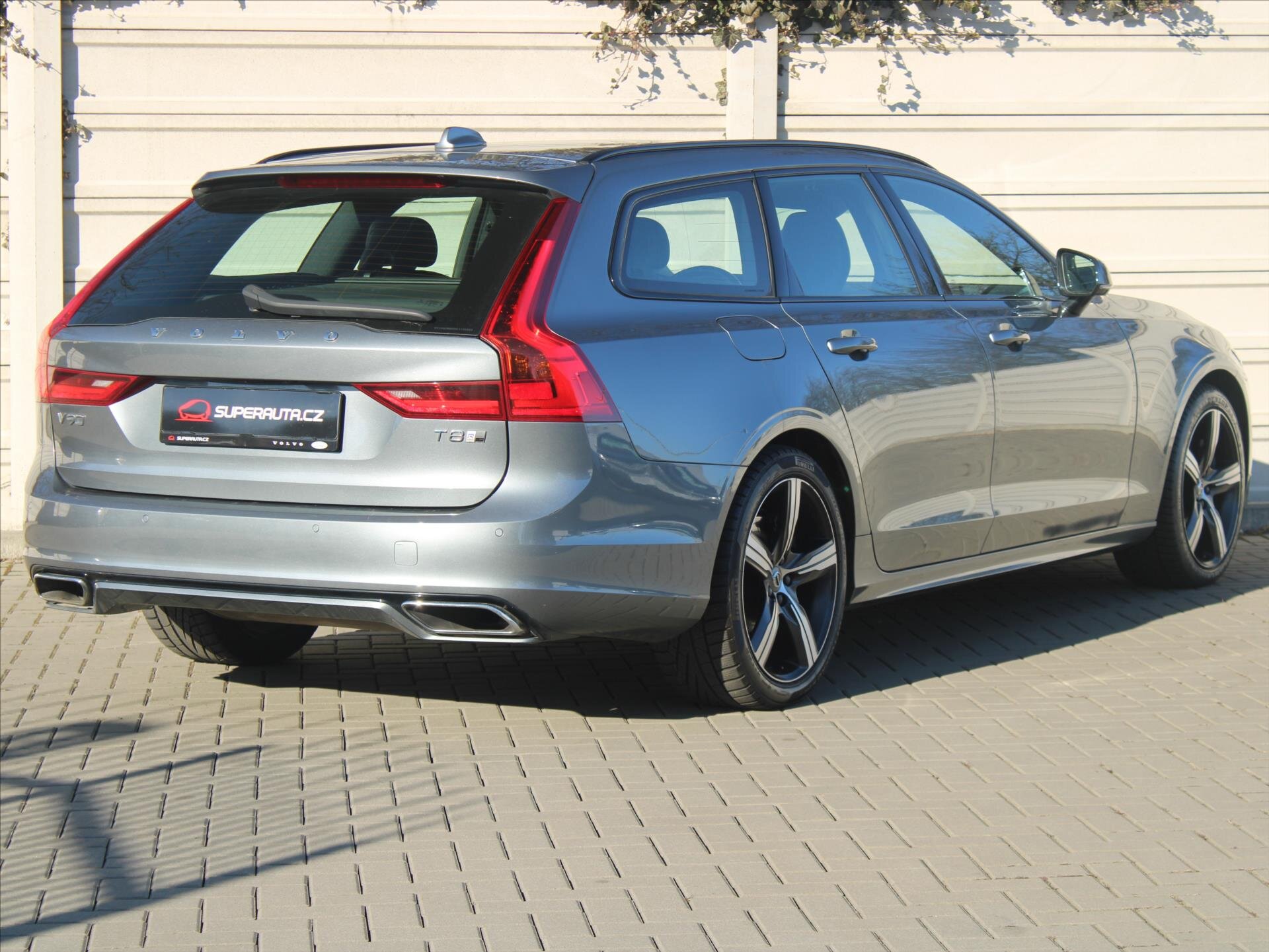 Volvo V90 Kombi 2,0 l 288 kw