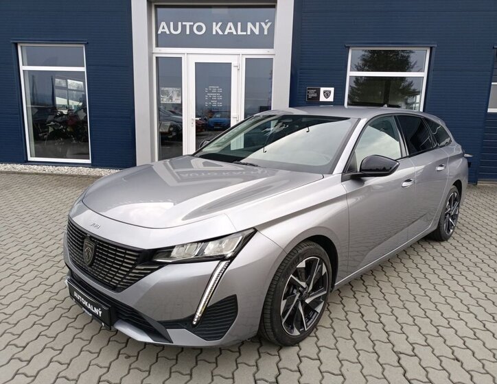 Peugeot 308 Kombi 1,2 l 96 kw