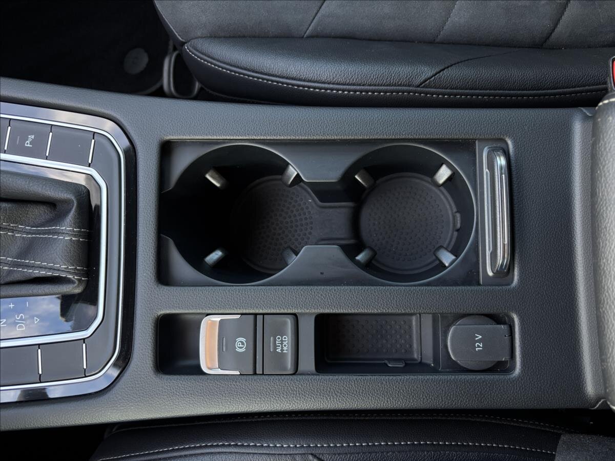 Volkswagen Arteon Liftback 2,0 l 206 kw