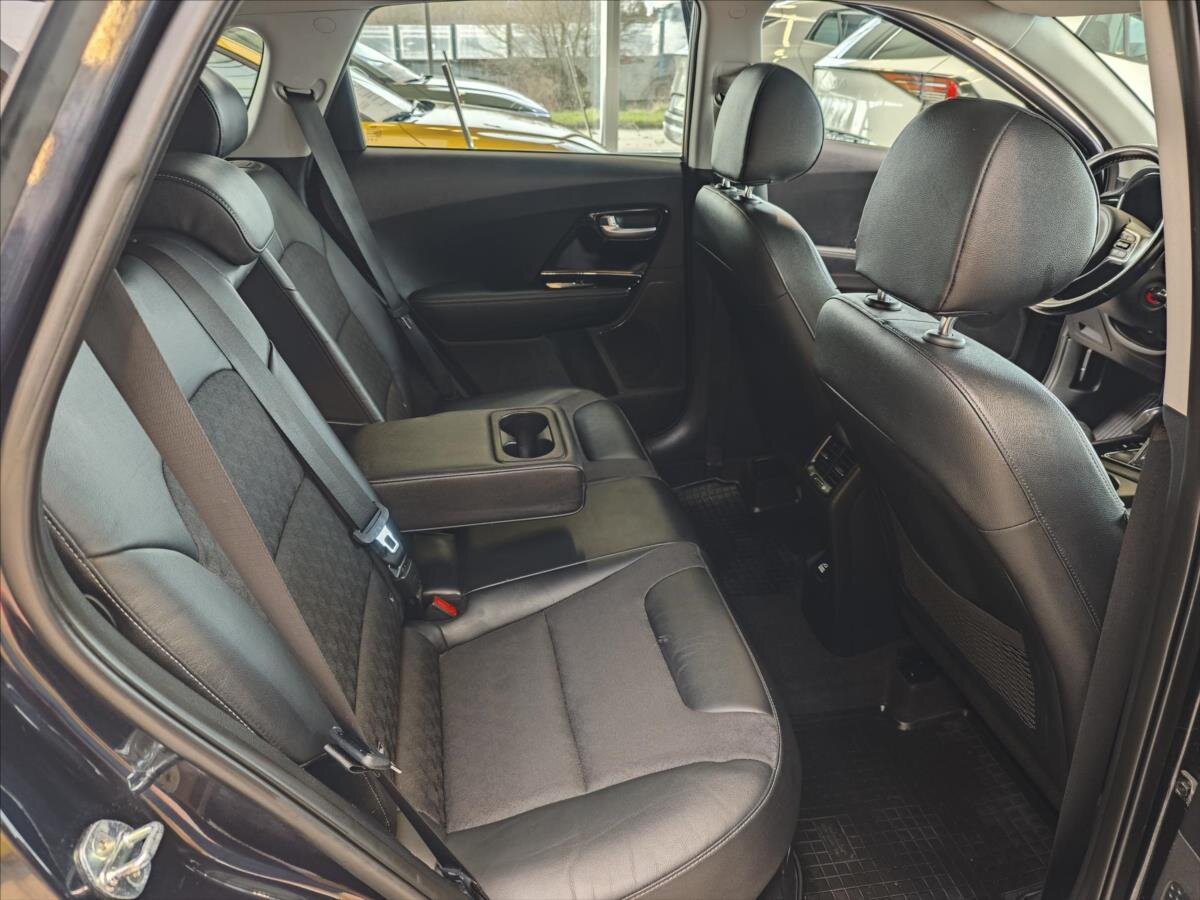 KIA Niro SUV / Terénní 1,6 l 77 kw