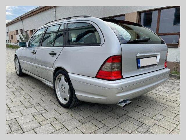 Mercedes-Benz Třídy C Kombi 0,0 225 kw