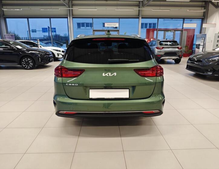 KIA Ceed 4
