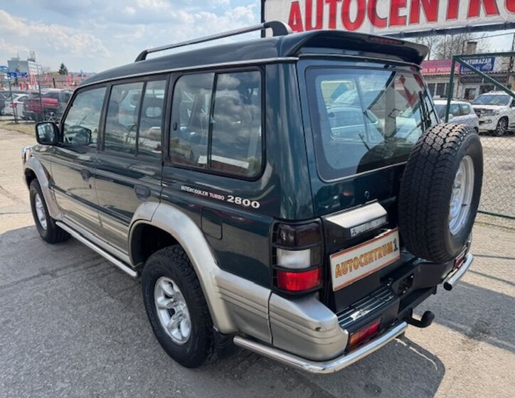 Mitsubishi Pajero SUV / Terénní 2,8 l 92 kw