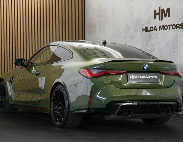 BMW M4 Kupé 3,0 l 353 kw
