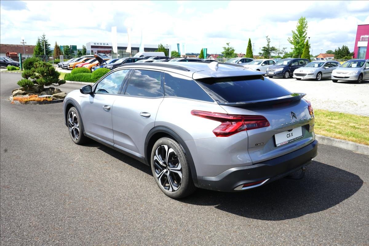 Citroën C5 X Hatchback 1,6 l 133 kw