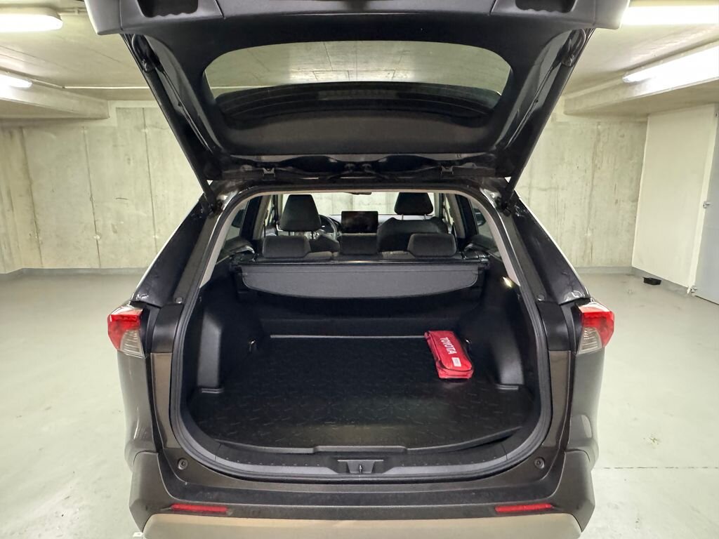 Toyota RAV4 SUV 2,5 l 163 kw