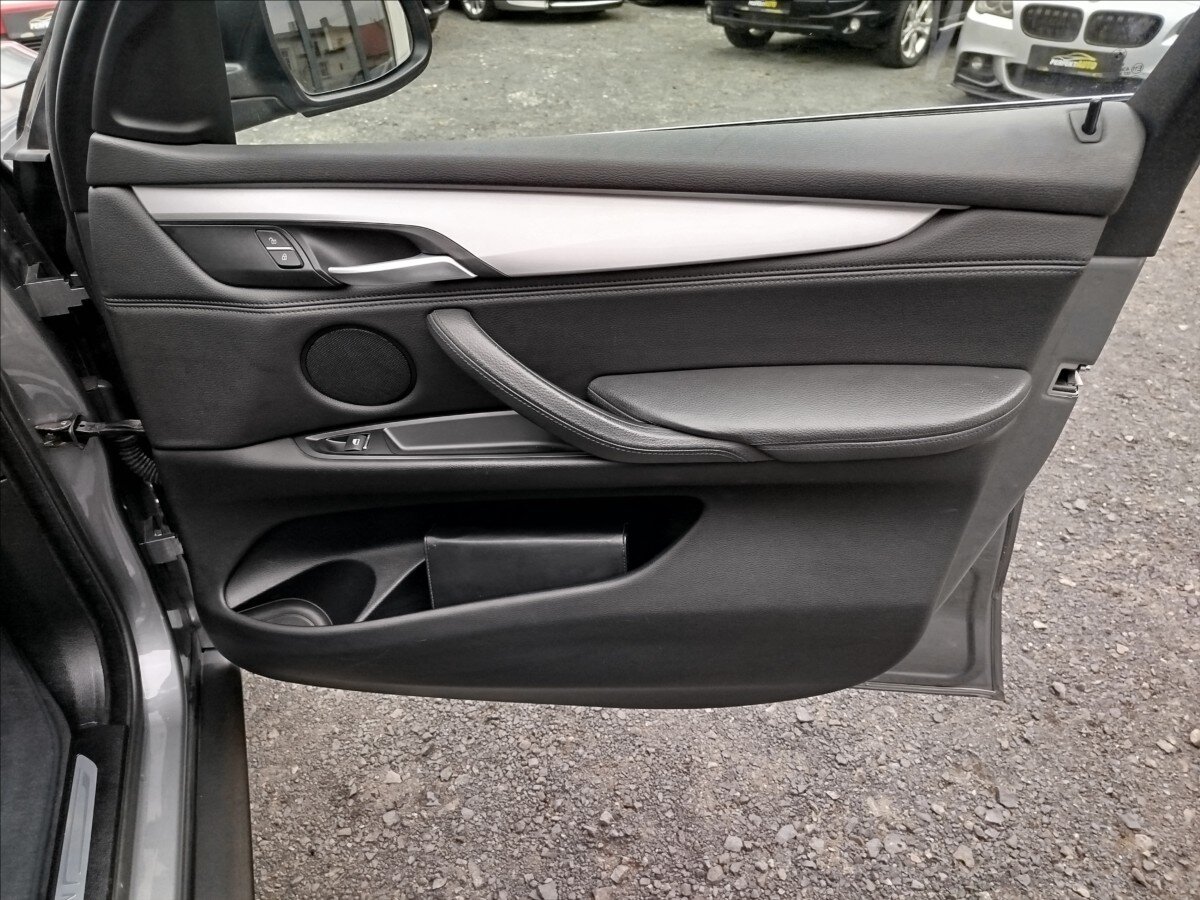 BMW X5 SUV / Terénní 3,0 l 190 kw