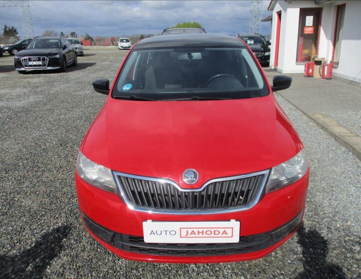 Škoda Rapid Hatchback 1,4 l 90 kw