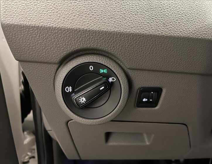 Volkswagen Transporter Kombi 2,0 l 110 kw