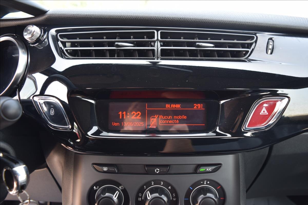 Citroën DS3 Hatchback 1,2 l 60 kw