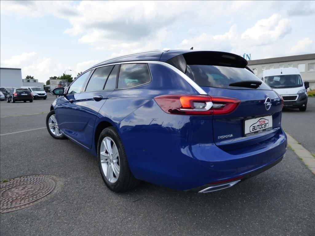 Opel Insignia Kombi 2,0 l 154 kw