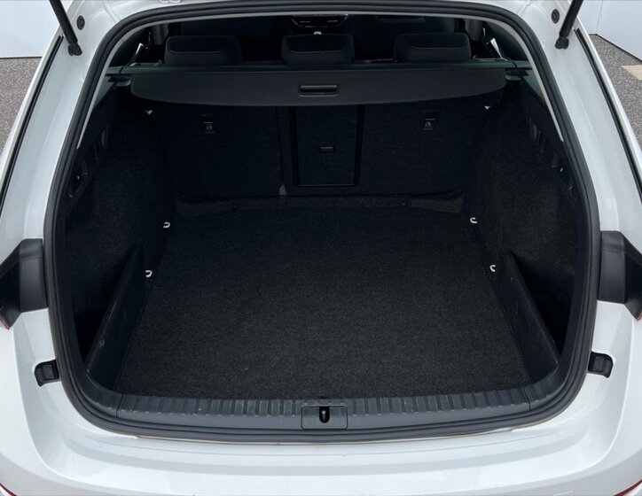 Škoda Octavia Kombi 1,5 l 110 kw