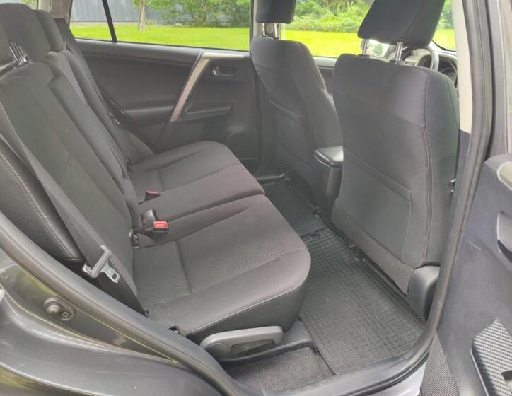 Toyota RAV4 20