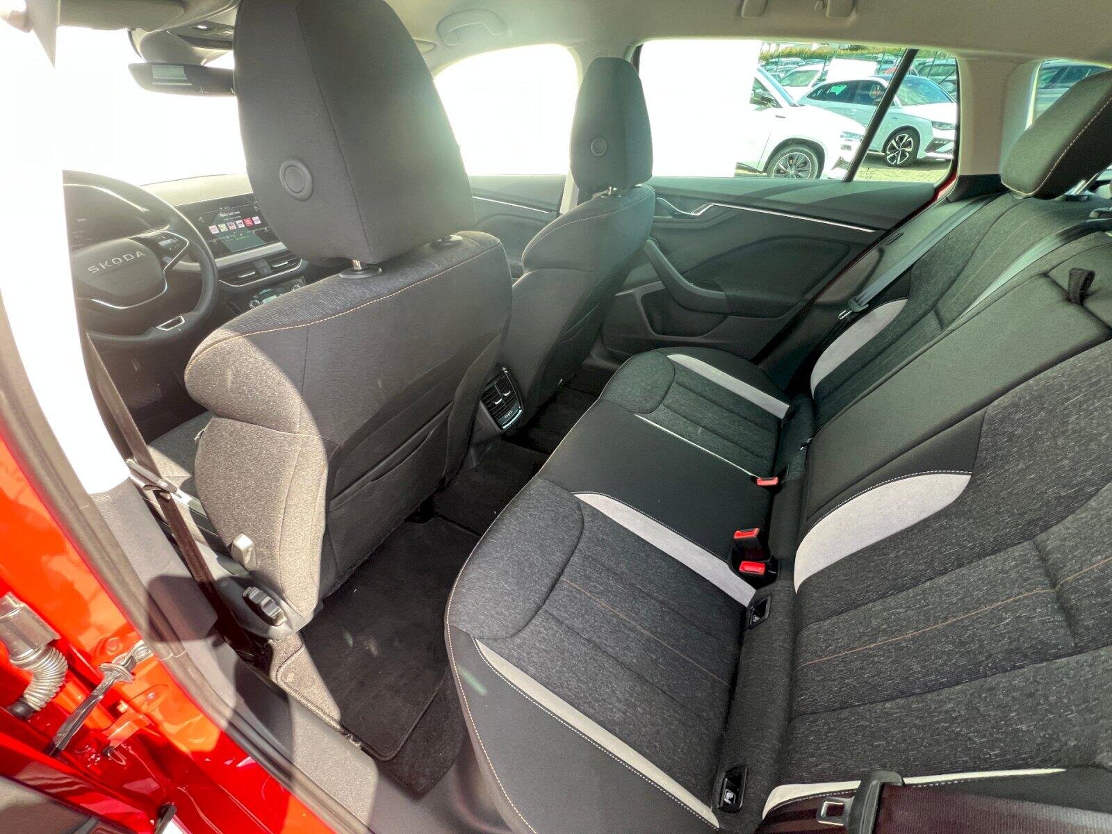 Škoda Scala Hatchback 1,0 l 85 kw