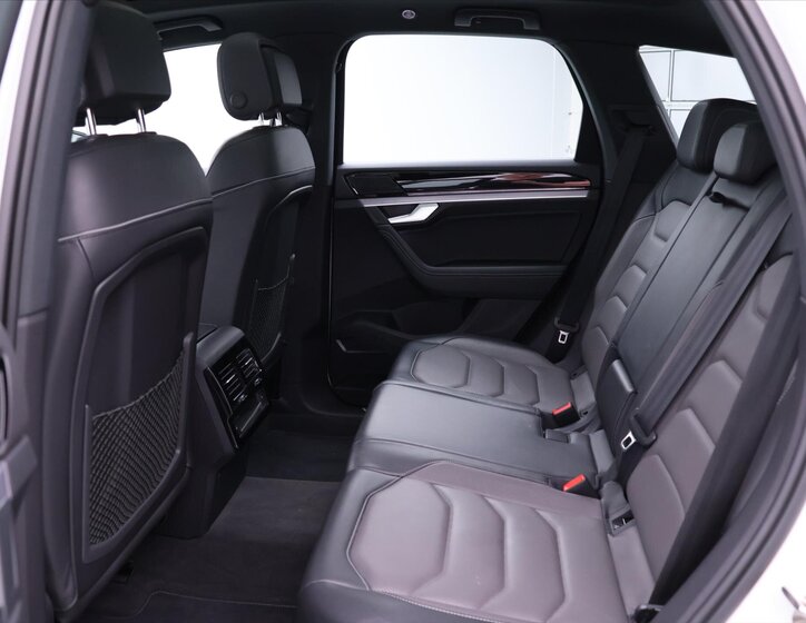 Volkswagen Touareg 60