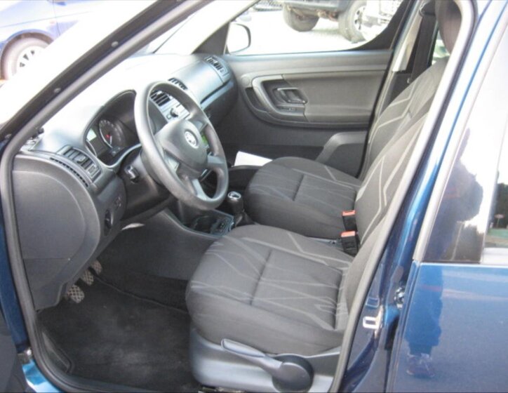 Škoda Roomster Hatchback 1,2 l 63 kw