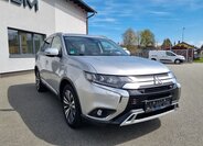 Mitsubishi Outlander SUV / Terénní 2,0 l 110 kw