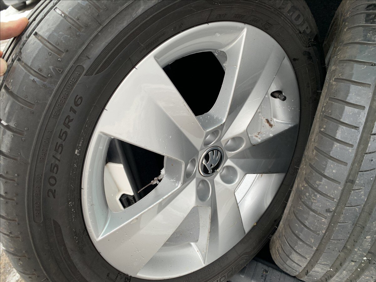 Škoda Scala Hatchback 999,0 81 kw