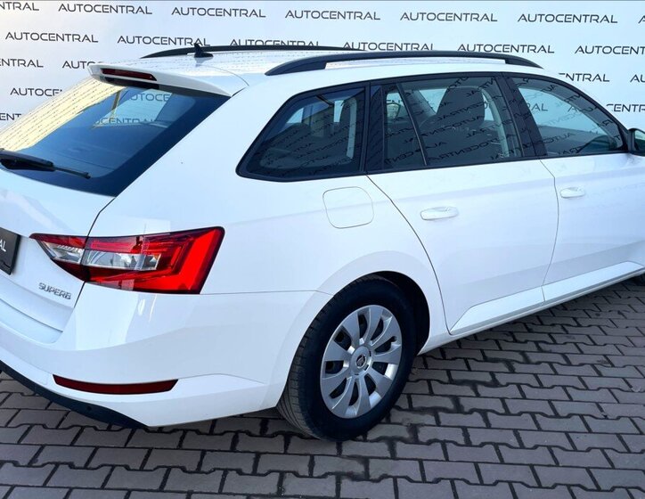 Škoda Superb Kombi 1,4 l 92 kw