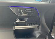 Mercedes-Benz GLA 10