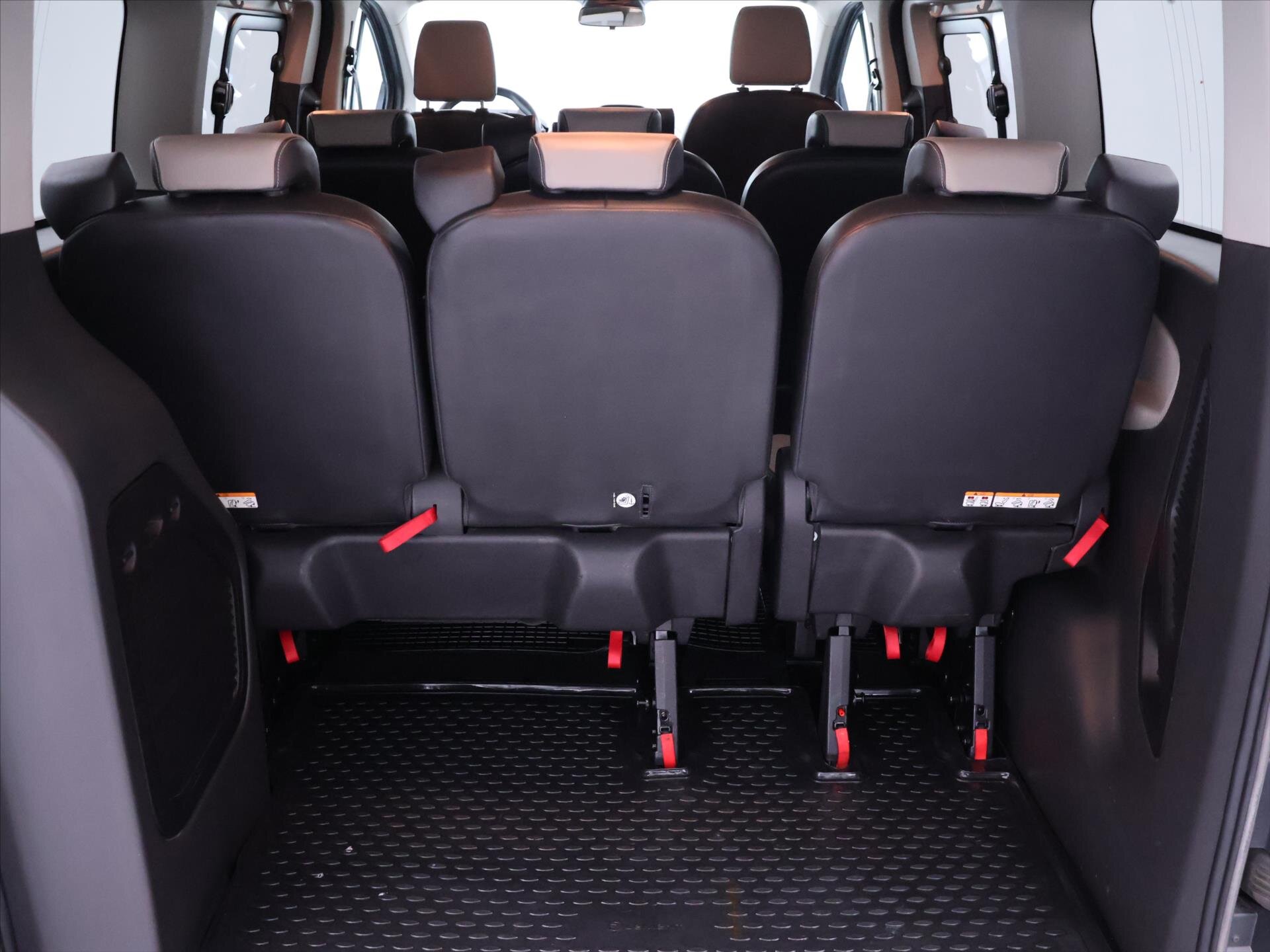 Ford Tourneo Custom MPV 2,0 l 125 kw