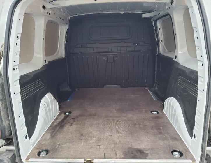 Peugeot Partner Užitková 1,5 l 75 kw