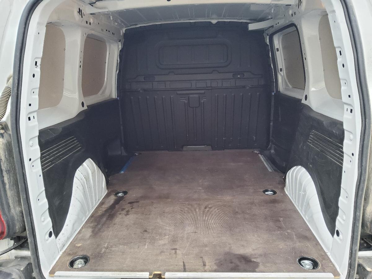 Peugeot Partner Užitková 1,5 l 75 kw