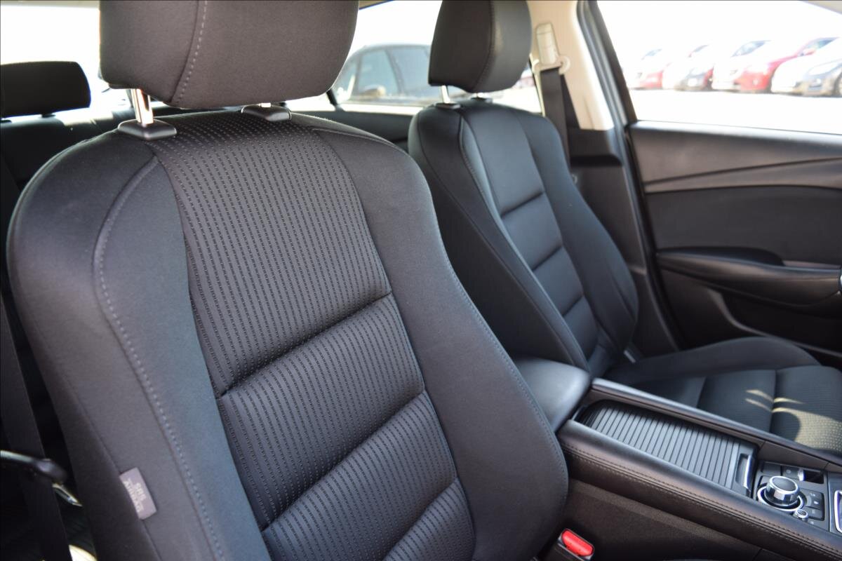 Mazda 6 Sedan / Limuzína 2,5 l 141 kw