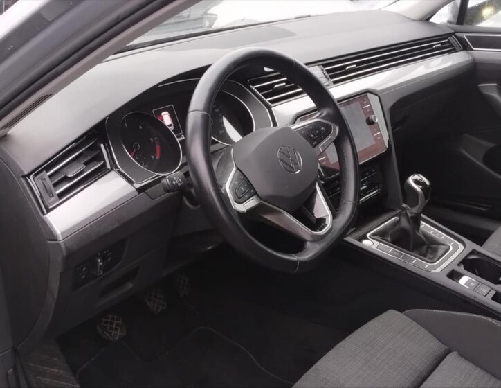 Volkswagen Passat Kombi 2,0 l 110 kw