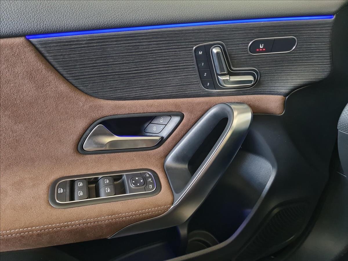 Mercedes-Benz Třídy A Hatchback 2,0 l 110 kw