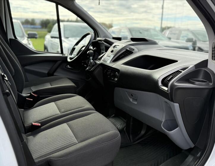 Ford Transit Custom 14