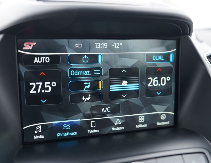 Ford Kuga SUV 2,0 l 132 kw