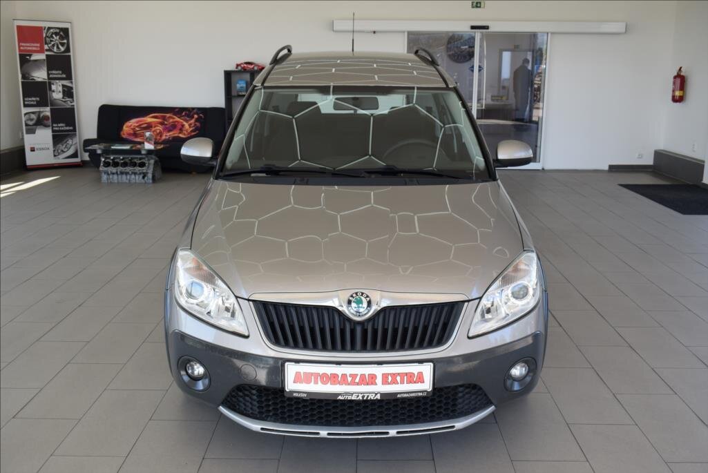 Škoda Roomster Kombi 1,2 l 63 kw