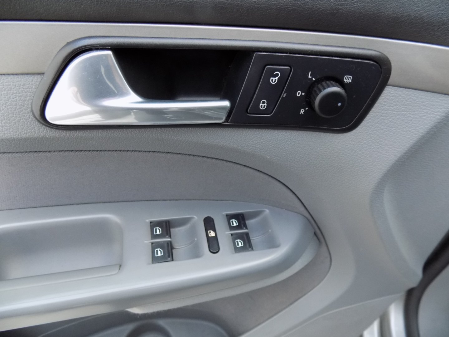 Volkswagen Touran Ostatní 2,0 l 103 kw