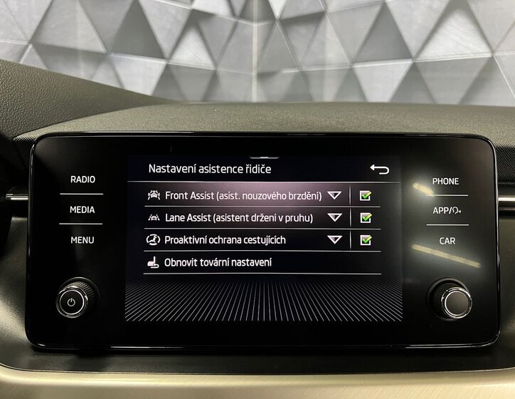 Škoda Kamiq SUV / Terénní 1,5 l 110 kw