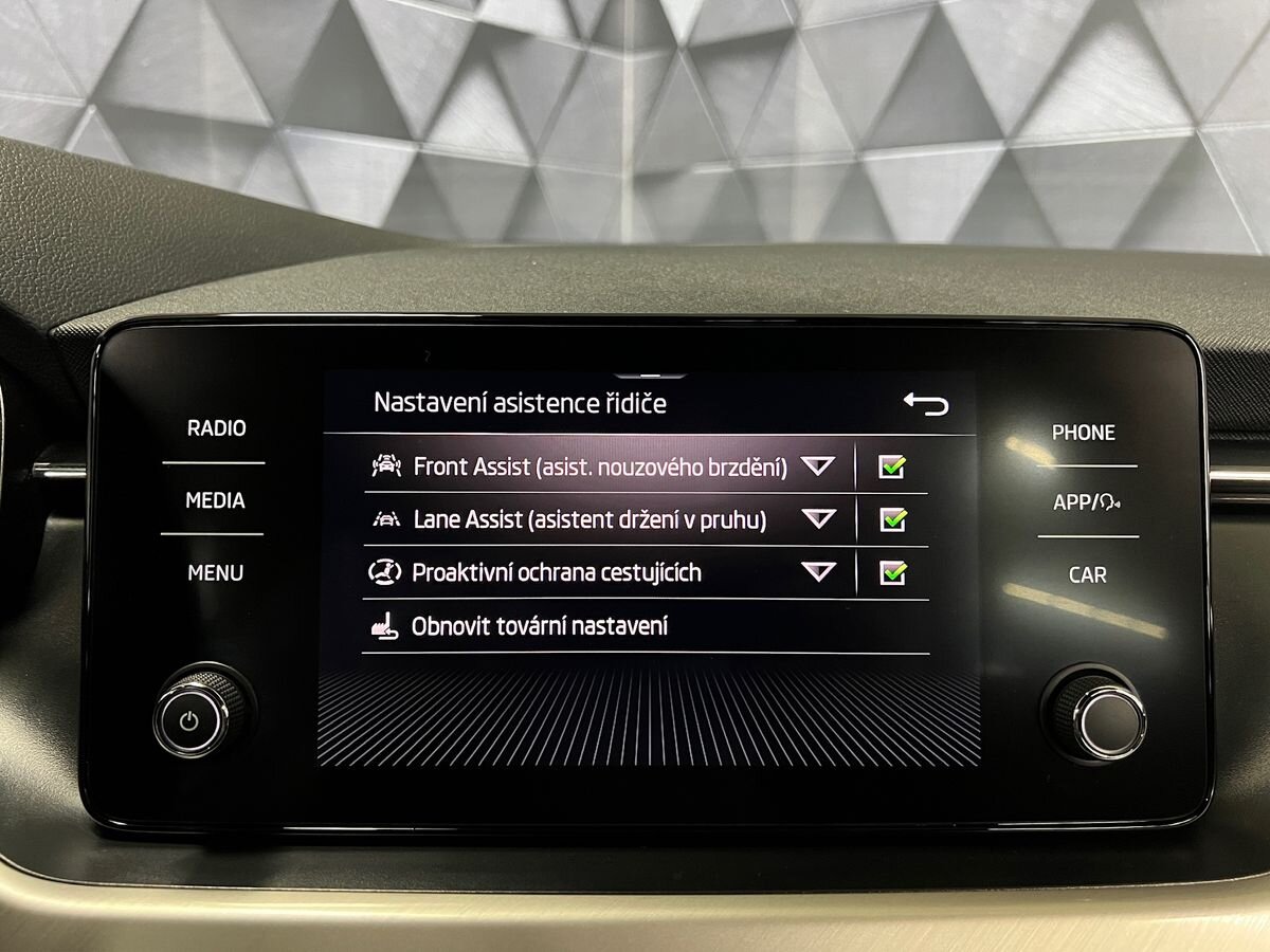 Škoda Kamiq SUV / Terénní 1,5 l 110 kw