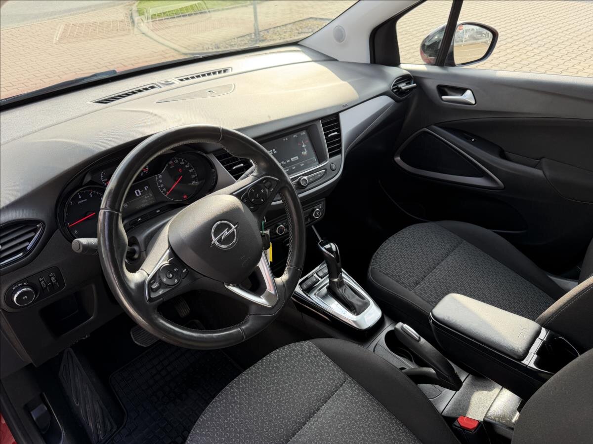 Opel Crossland MPV 1,2 l 96 kw