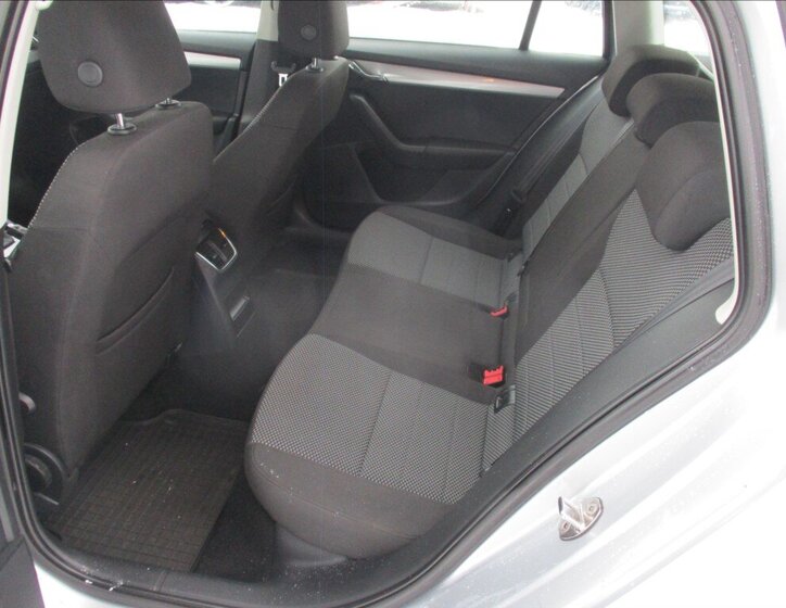 Škoda Octavia Kombi 2,0 l 110 kw