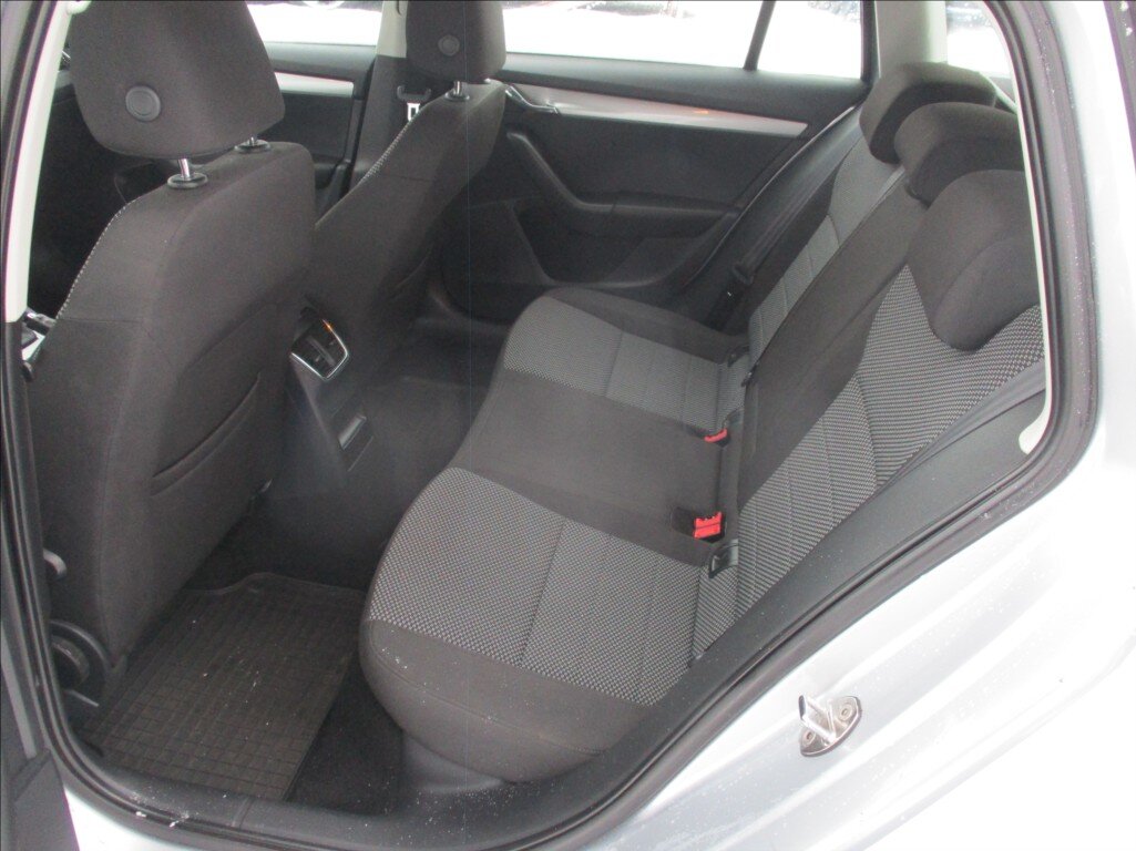 Škoda Octavia Kombi 2,0 l 110 kw