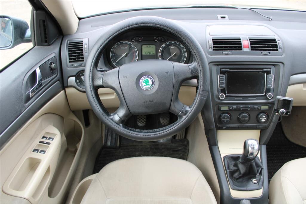 Škoda Octavia Liftback 1,9 l 77 kw