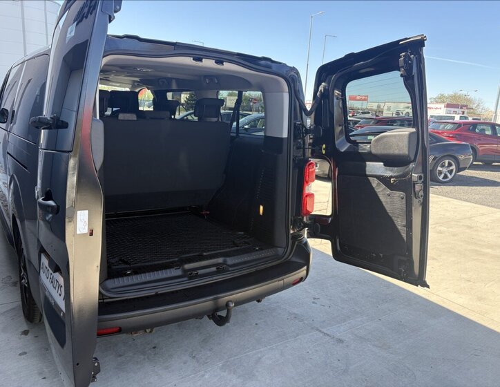 Opel Vivaro Ostatní 2,0 l 106 kw