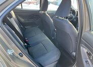 Toyota Yaris Cross 16