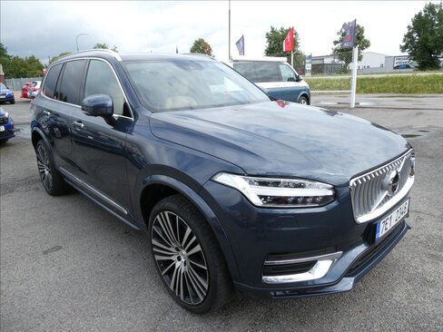Volvo XC90 SUV / Terénní 2,0 l 173 kw
