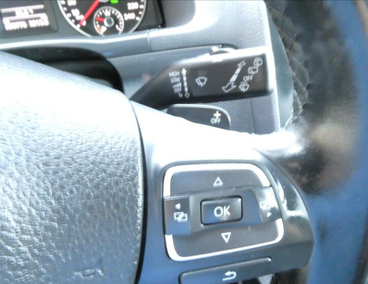 Volkswagen Touran MPV 2,0 l 103 kw