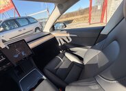 Tesla Model 3 Sedan / Limuzína 0,0 100 kw