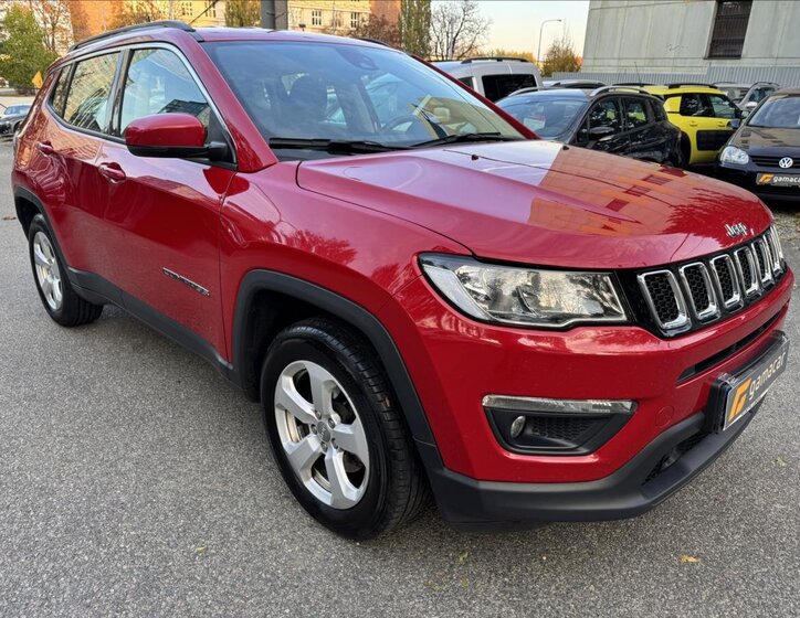 Jeep Compass SUV / Terénní 1,4 l 103 kw