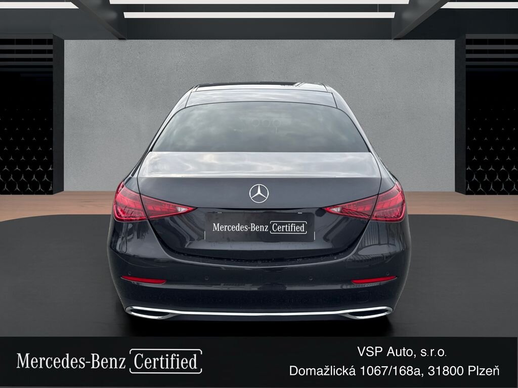 Mercedes-Benz Třídy C Sedan / Limuzína 2,0 l 147 kw